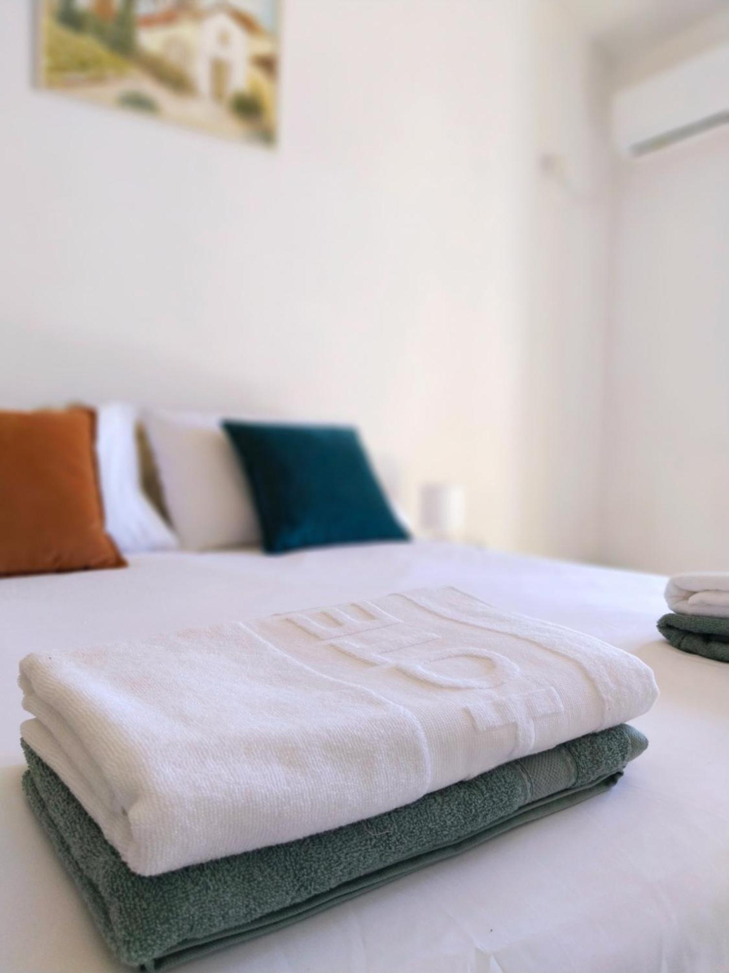 Apartments "Belle Vue" ヘルツェグ・ノヴィ エクステリア 写真